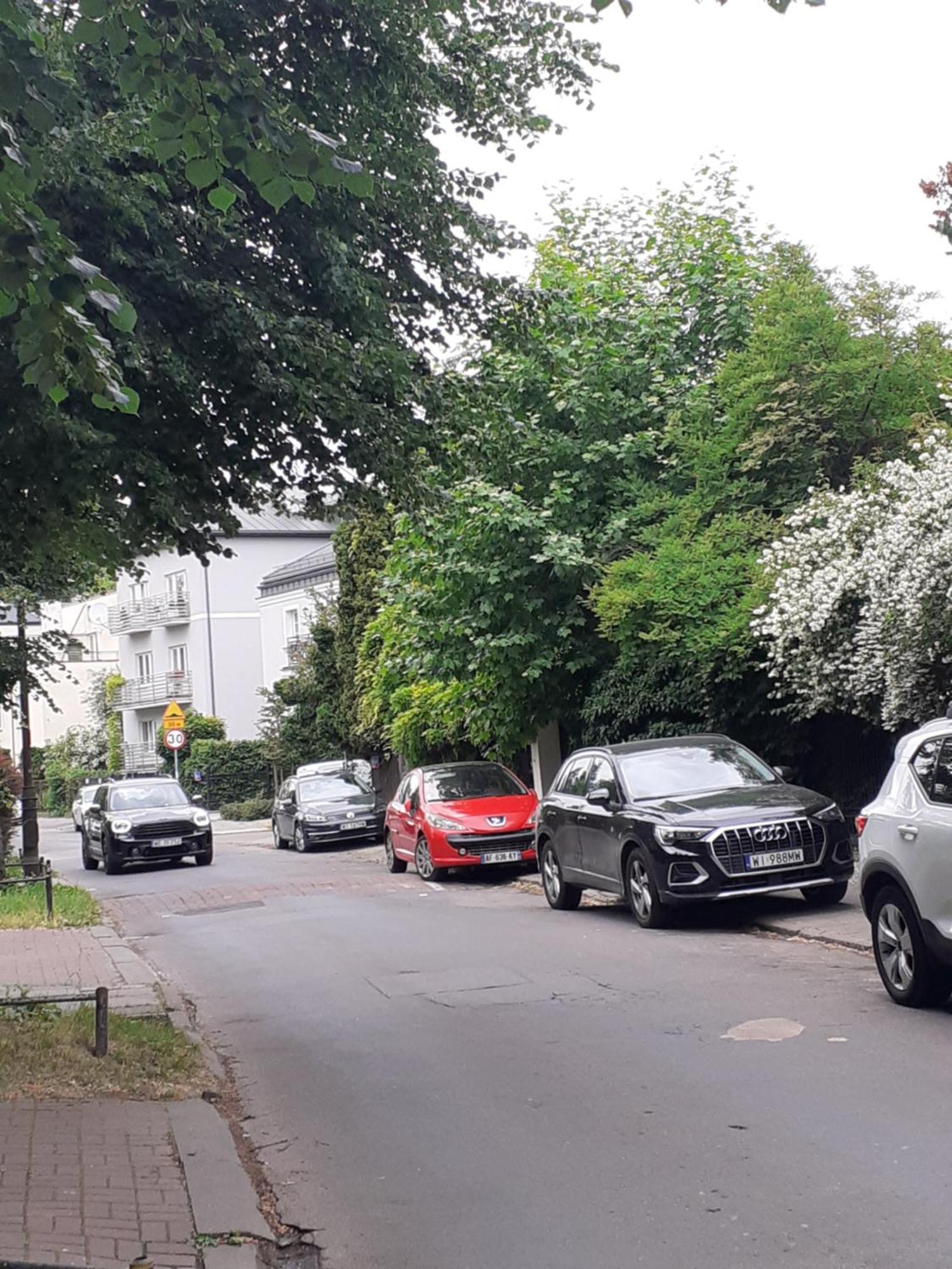 Animrumru Warszawa Exteriör bild